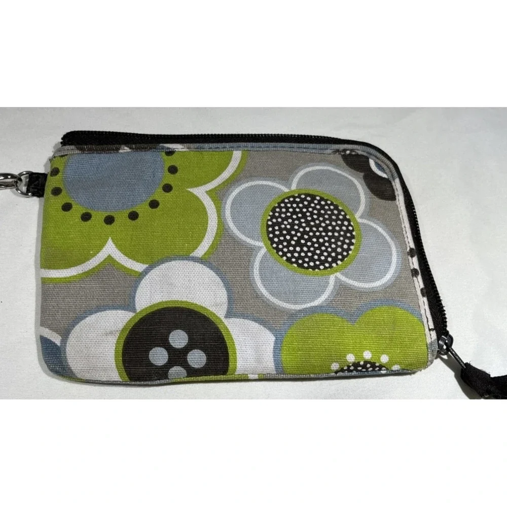 Thirty-One Wristlet Cool Zip Wallet Clutch With Card‎ Slots Inside Change